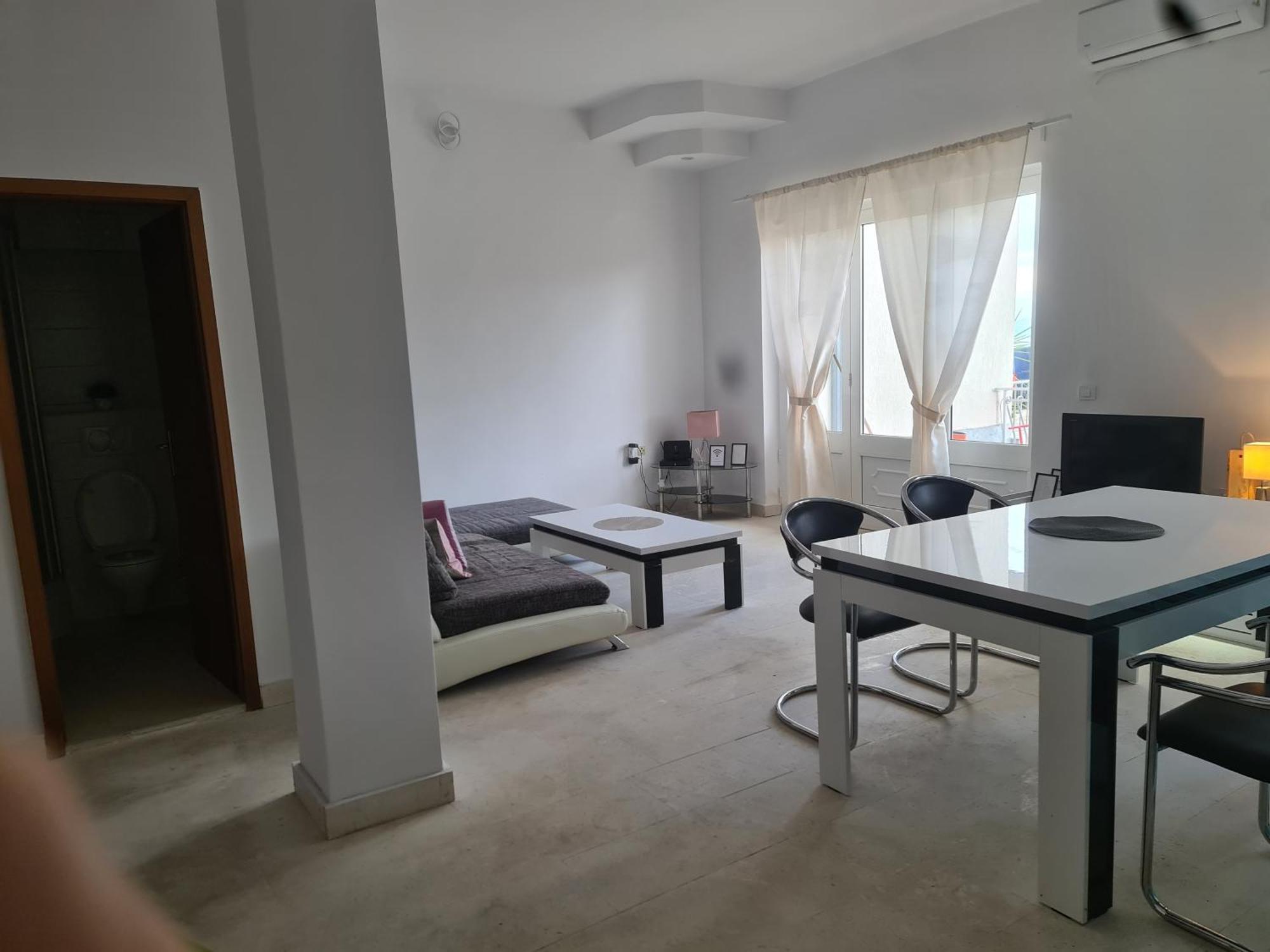Bridge And Beach Apartments โตรกีร์ ภายนอก รูปภาพ